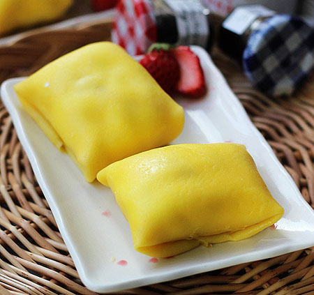 Hướng dẫn làm bánh crepe sầu riêng kem tươi ngon đúng điệu